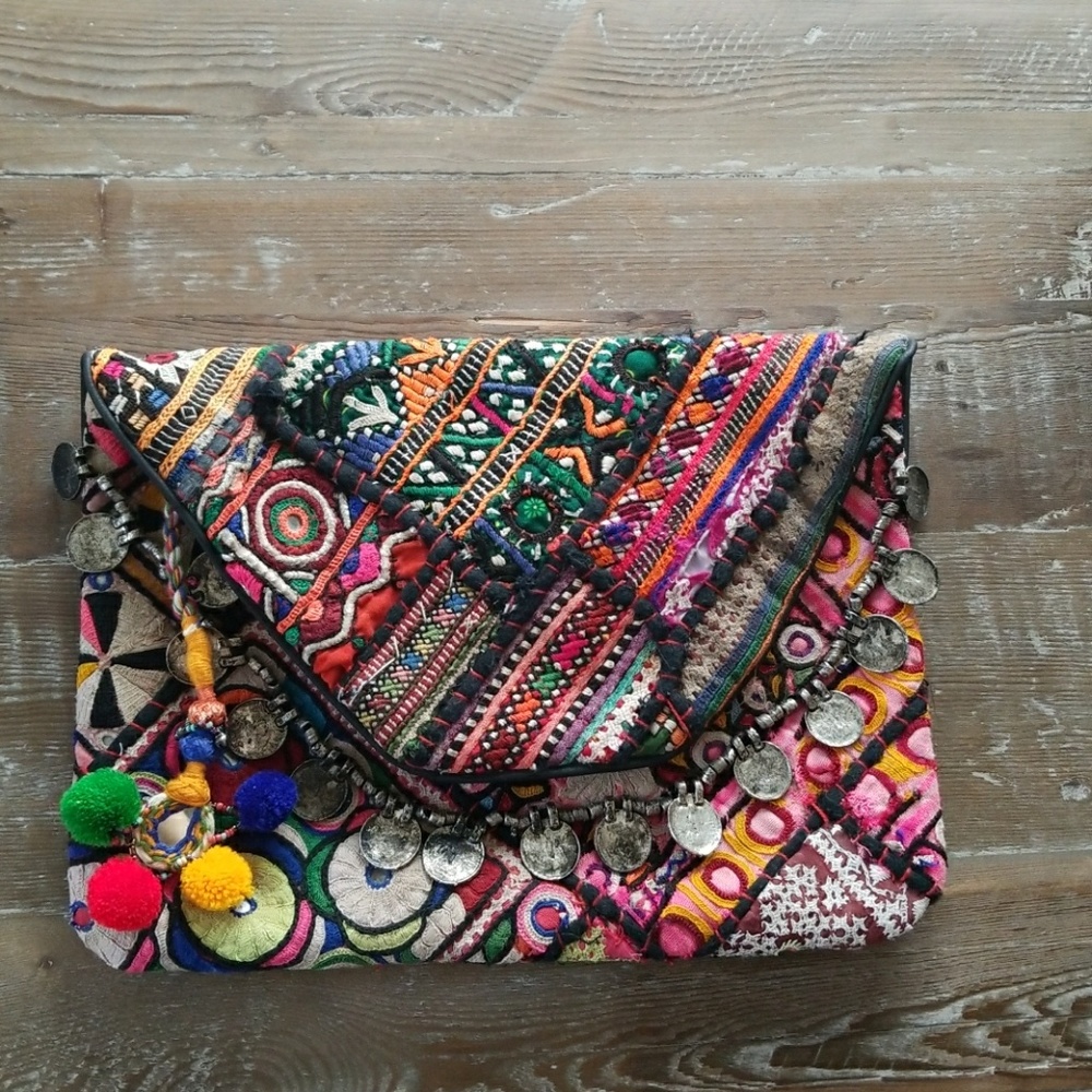 Anthropologie tylie malibu clutch